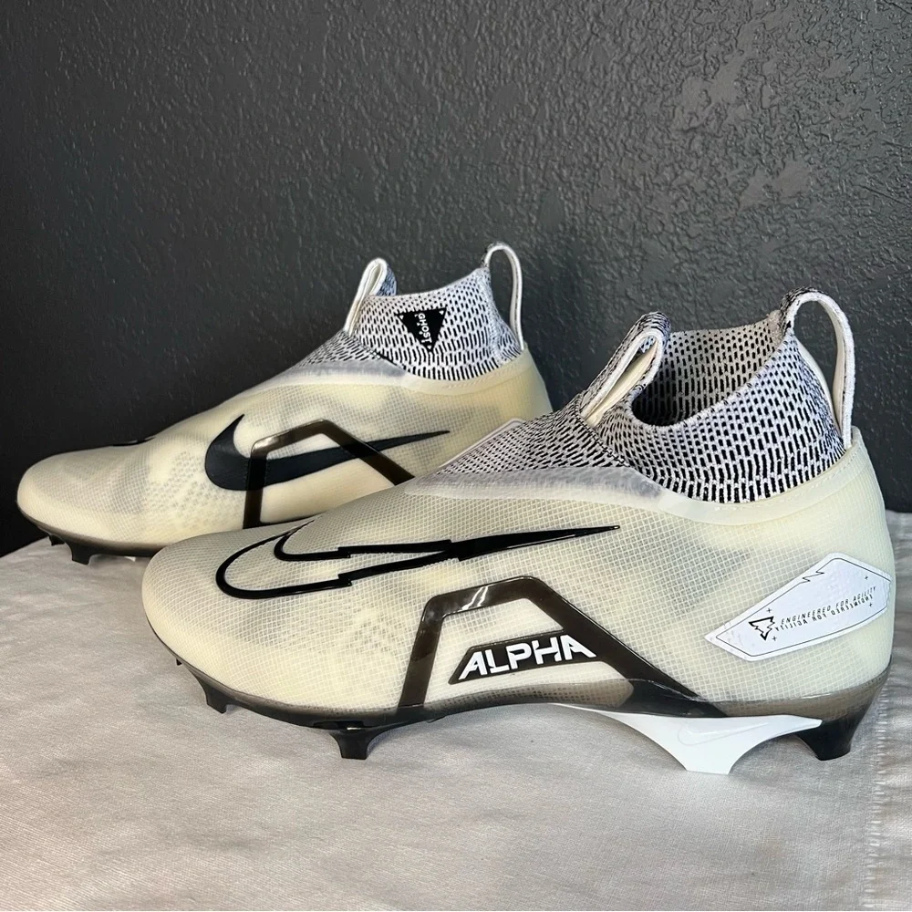 Nike Alpha Menace Elite 3 Football Cleats 13.5 - Picture 1 of 9